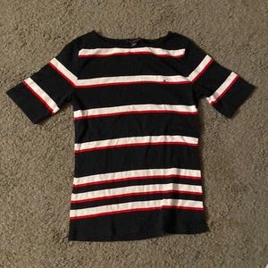 Tommy Hilfiger shirt worn twice. i’ve never really liked how it looked on me.